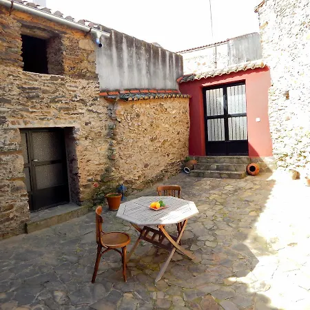 Casa Rural La Perra Gorda Zorita  Extérieur photo
